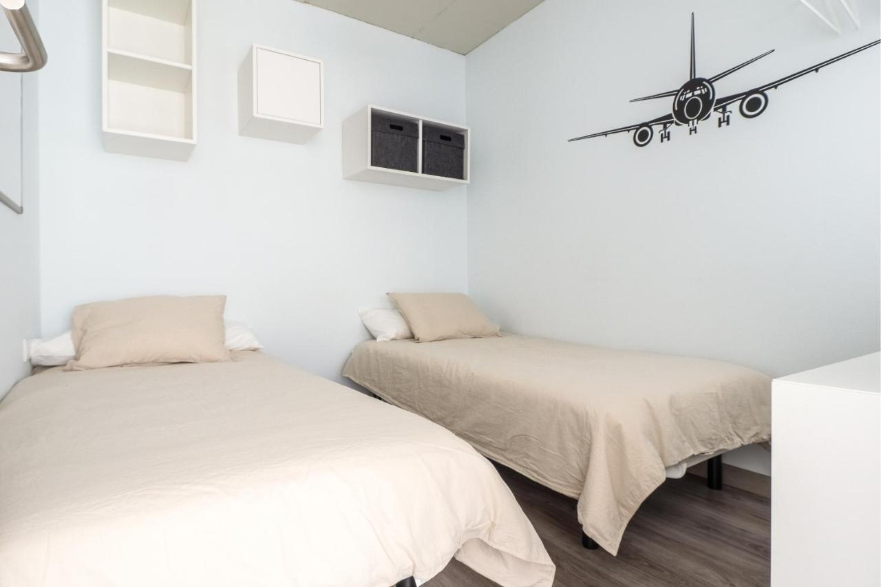 El Ventero Apartment - Elegante Apt Para 5 Con Terraza, Wi-Fi Y Aparcamiento En La Calle Camarma de Esteruelas Екстер'єр фото