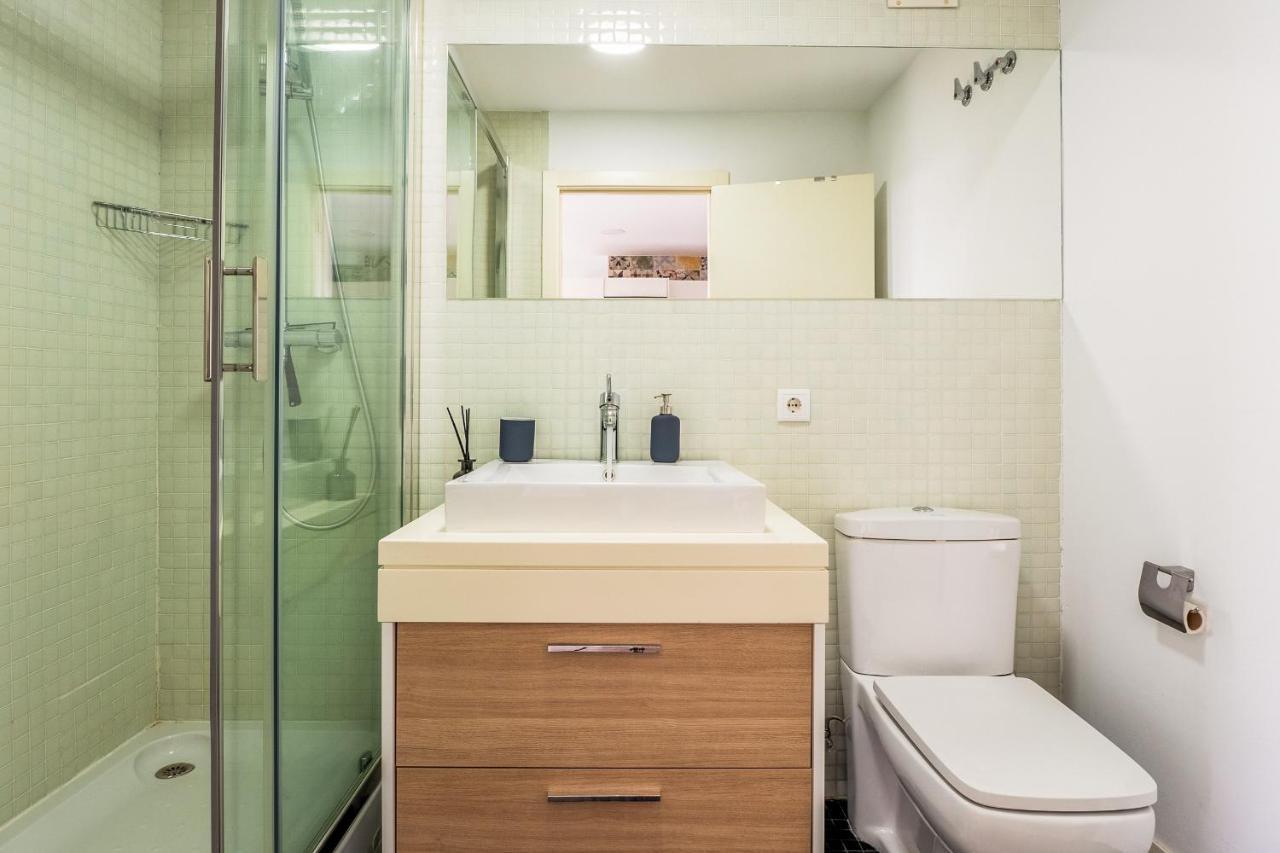 El Ventero Apartment - Elegante Apt Para 5 Con Terraza, Wi-Fi Y Aparcamiento En La Calle Camarma de Esteruelas Екстер'єр фото